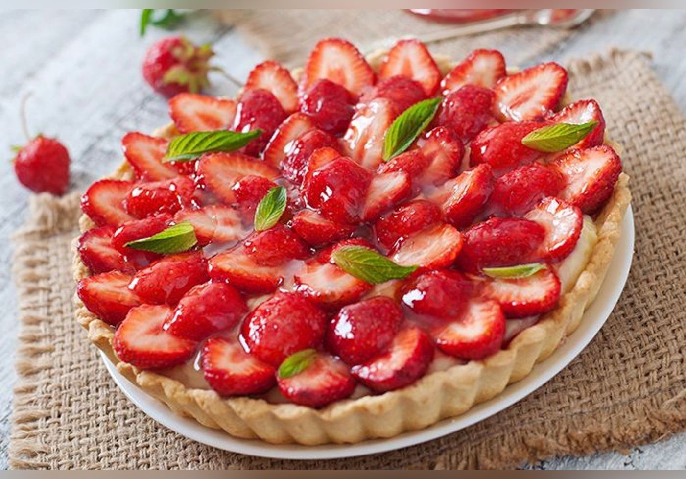 Laurent Mariotte dévoile la recette de la tarte aux fraises la plus