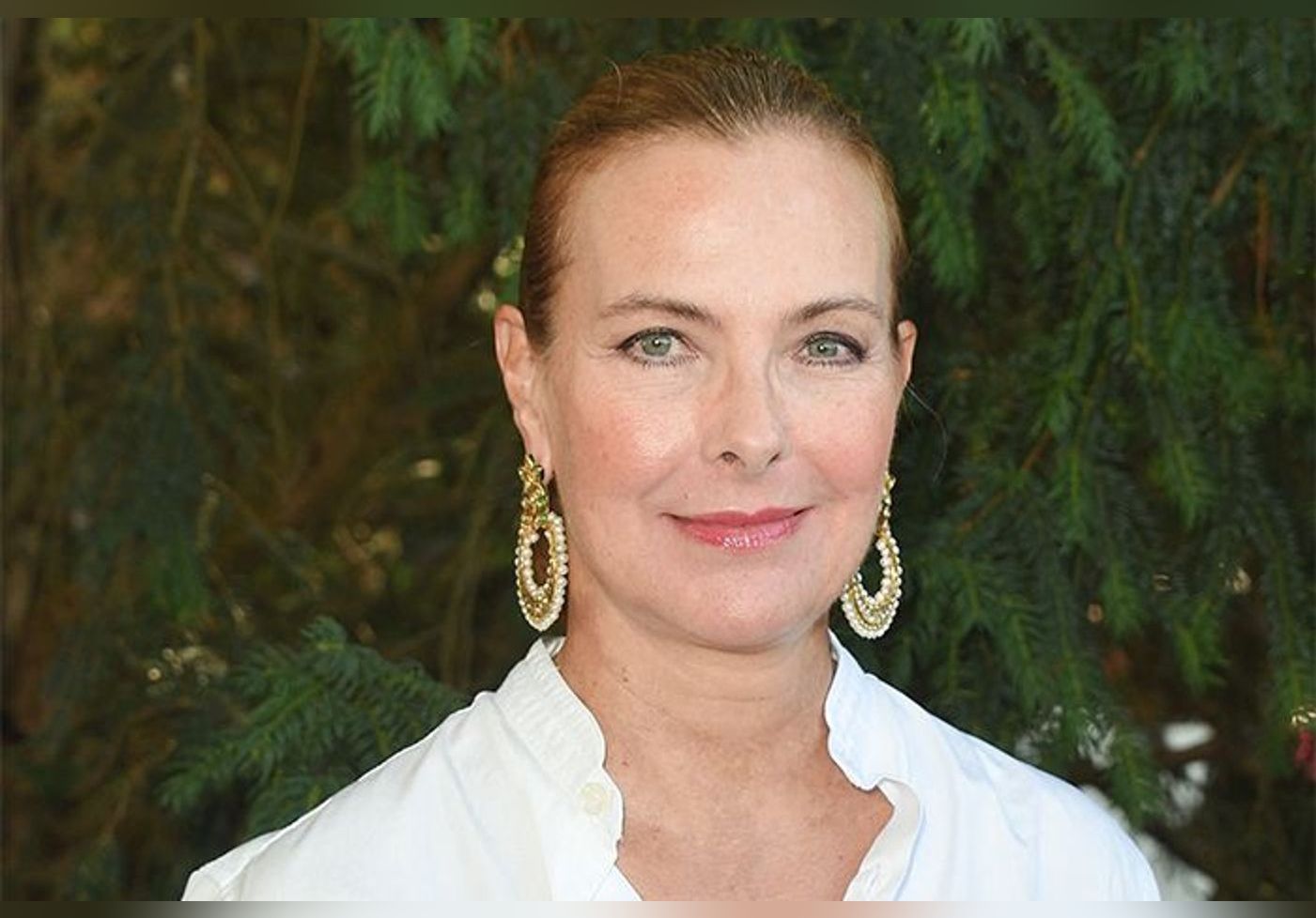 Anti âge Carole Bouquet renversante à 64 ans voici son secret