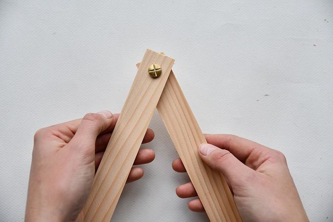 Comment fabriquer une étoile en branche de bois - Joli Place