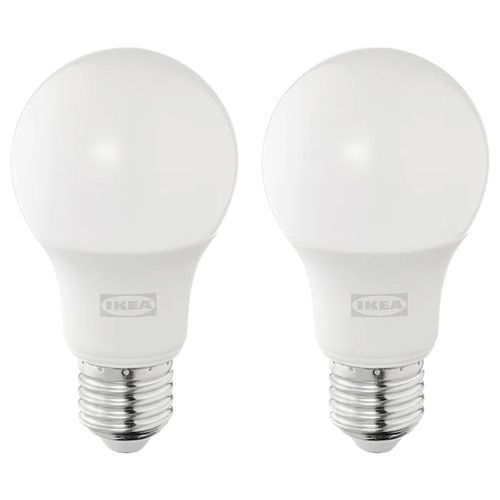 Les Ampoule LED E27 470 lumen globe opalin IKEA.