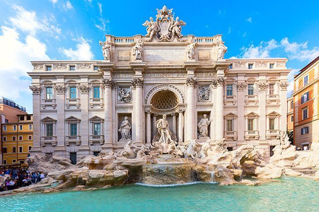 La fontaine de Trevi à Rome en Italie.