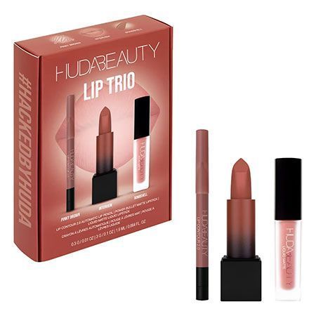 Le coffret de maquillage pour les lèvres The Ultimate Lip Trio Set Huda Beauty.