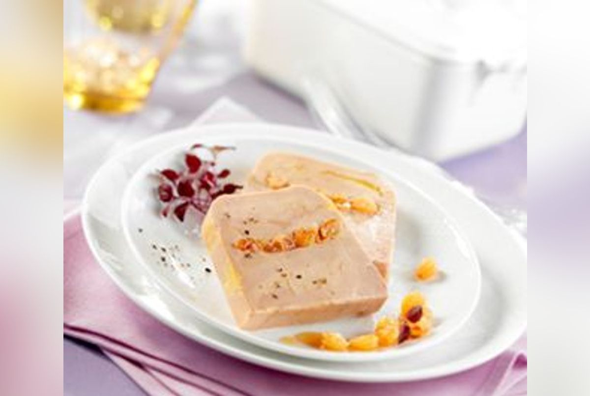 Comment préparer une terrine de foie gras mi-cuit ?
