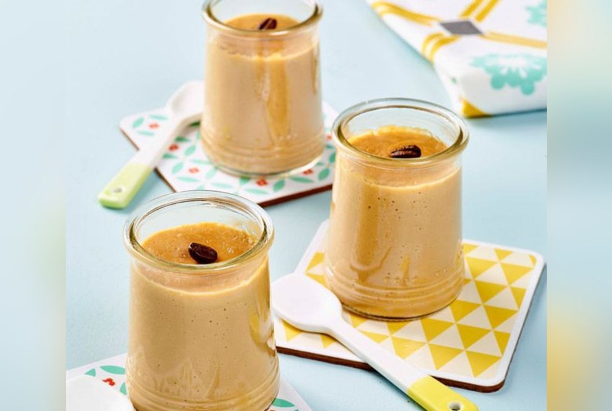 Petits pots de crème café à la crème Mont Blanc