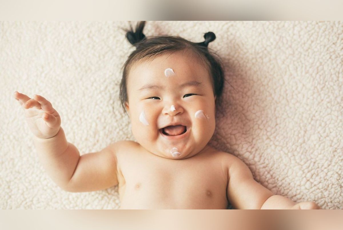 Mixa Bébé Lingettes bébé à l'eau minérale naturelle pour visage et
