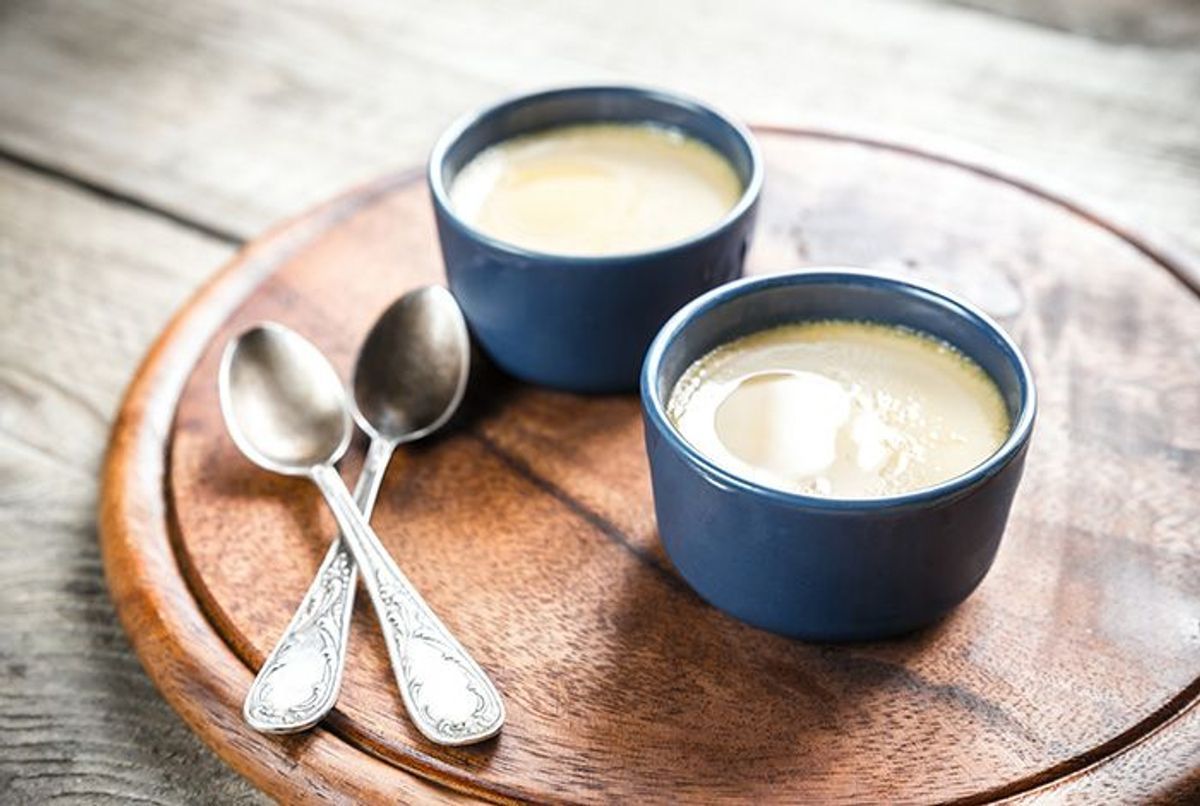 Christophe Michalak révèle sa recette ultra facile de la crème aux œufs sans cuisson au four