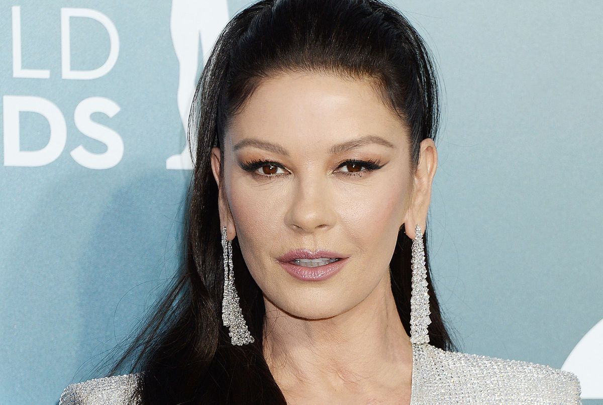 Catherine Zeta-Jones : sa fille Carys de 17 ans est son sosie… Les fans  sont troublés