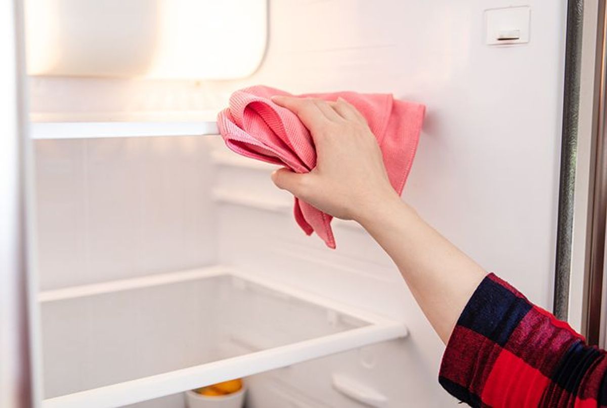 Comment bien nettoyer son frigo ? : Femme Actuelle Le MAG