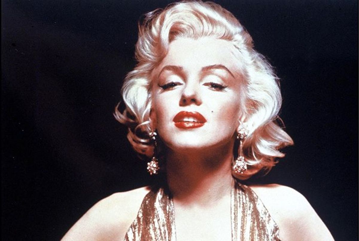 Marilyn Monroe : le secret de sa robe sulfureuse incrustée de cristaux ...