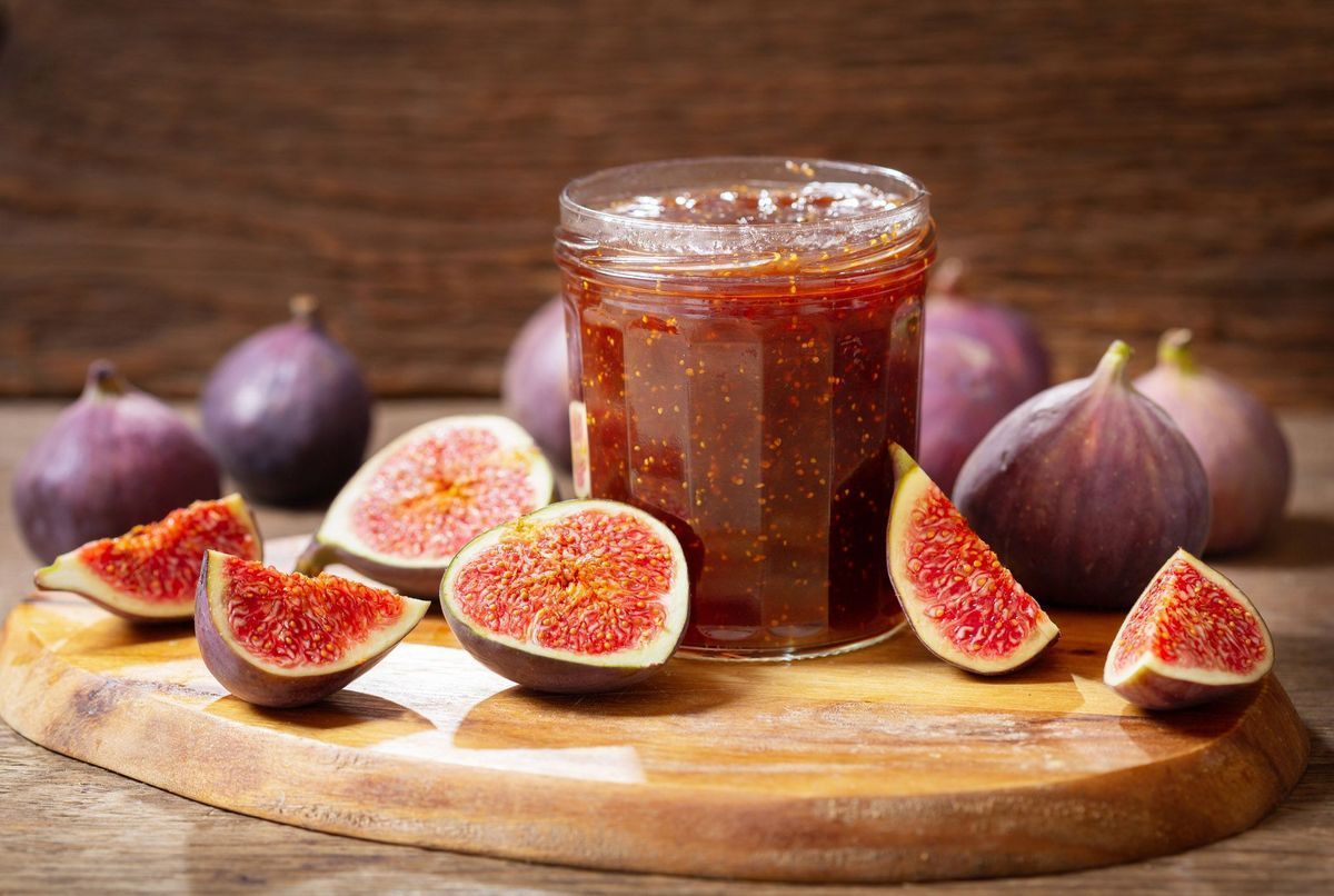 Julie Andrieu dévoile sa recette de confiture de figues au laurier parfaite  pour profiter de ce délicieux fruit toute l'année