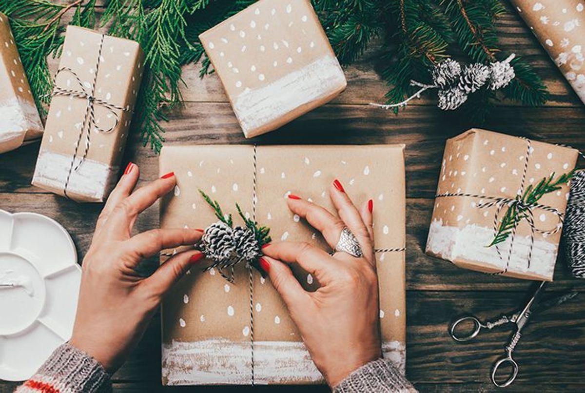 Emballages cadeaux de Noël style naturel et minimaliste  Emballage cadeaux  de noël, Emballage cadeau, Noël minimaliste