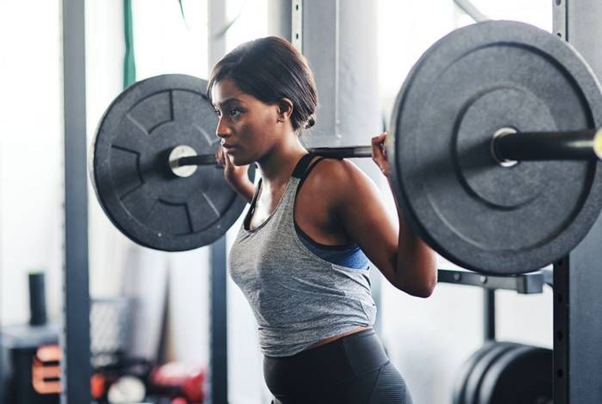 Perte de poids : des chercheurs comparent musculation et sport d