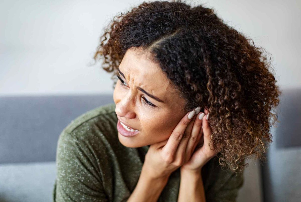Causes, symptômes, traitements et prévention des douleurs d'oreille