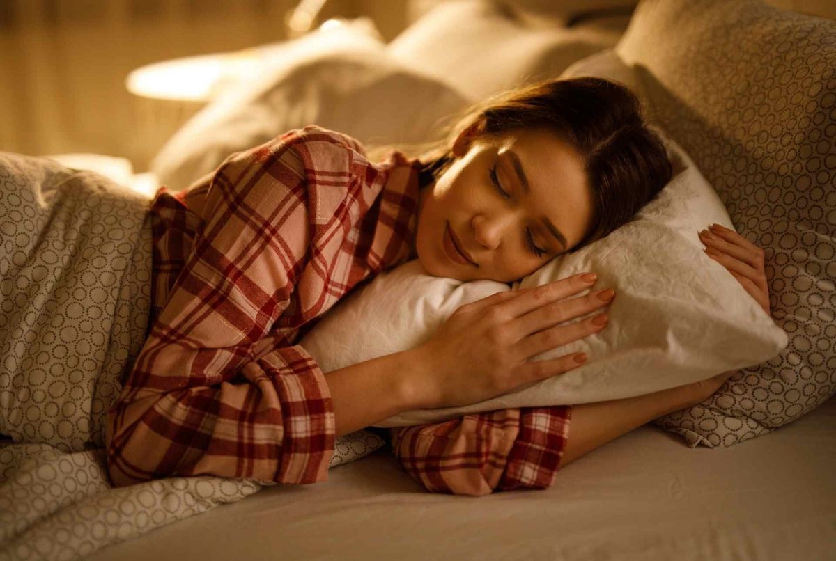 Sommeil : quelle couleur de lumière peut aider à s’endormir ?