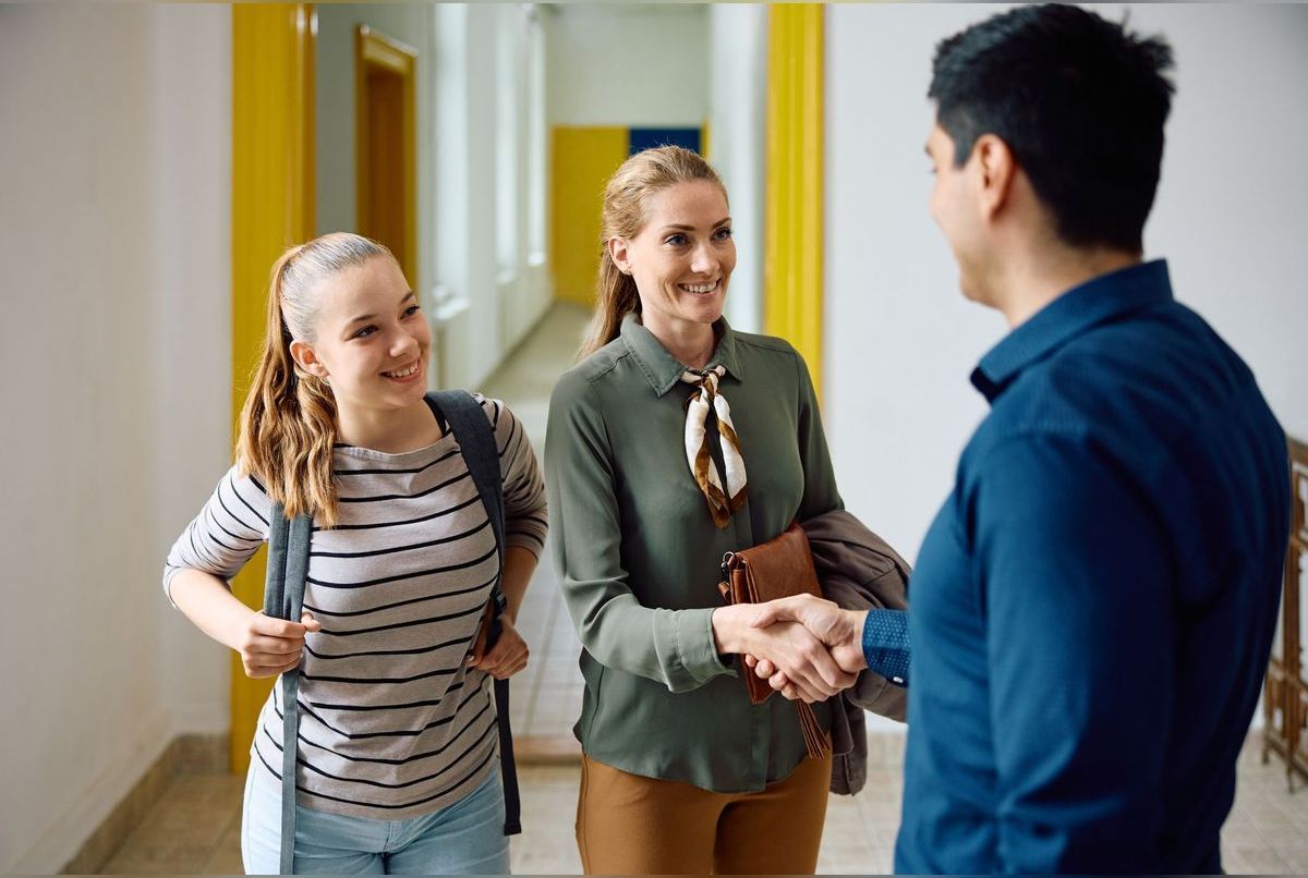 Votre enfant change d'école à la rentrée? Voici comment l'aider à