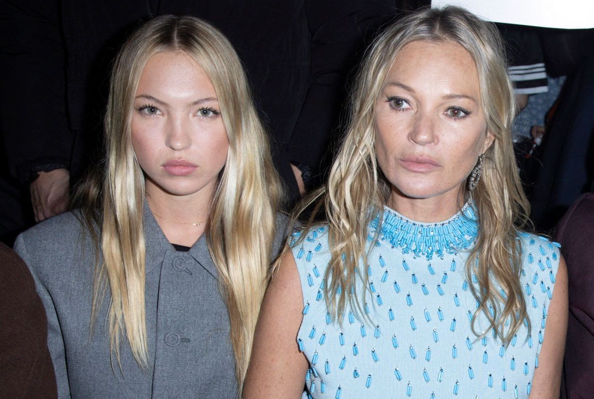 Kate Moss Et Sa Fille Lila Rivalisent De Style Au Défilé Dior