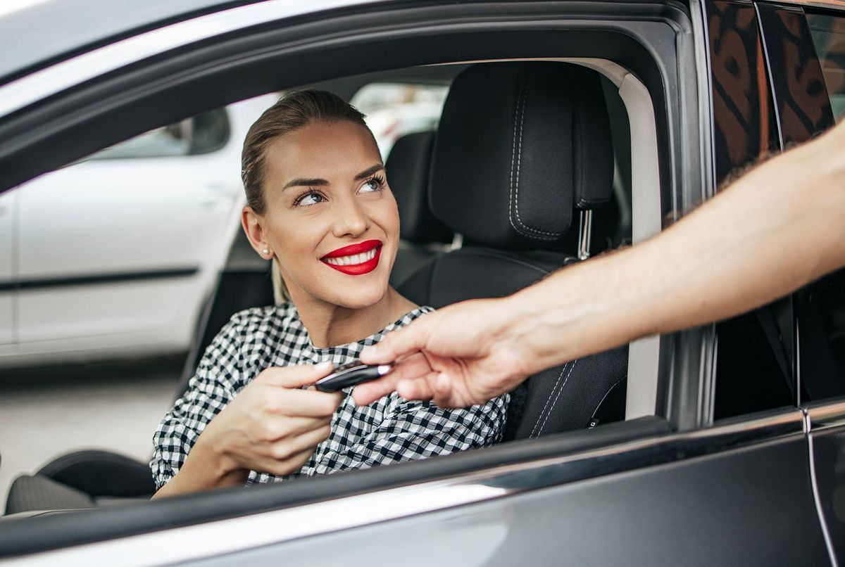 Location de voiture : 3 astuces méconnues pour la payer moins cher pendant vos vacances d'été