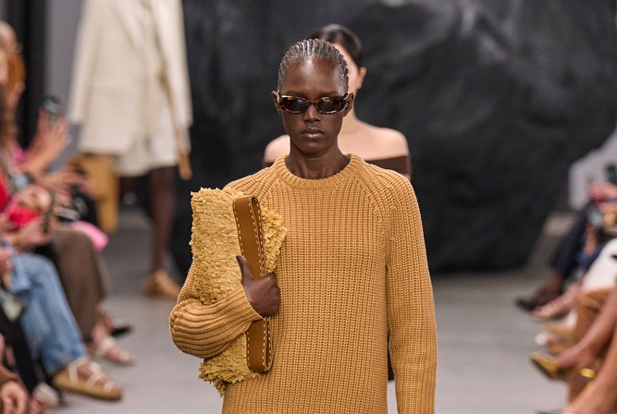 10 accessoires en raphia, la matière star du printemps-été 2025
