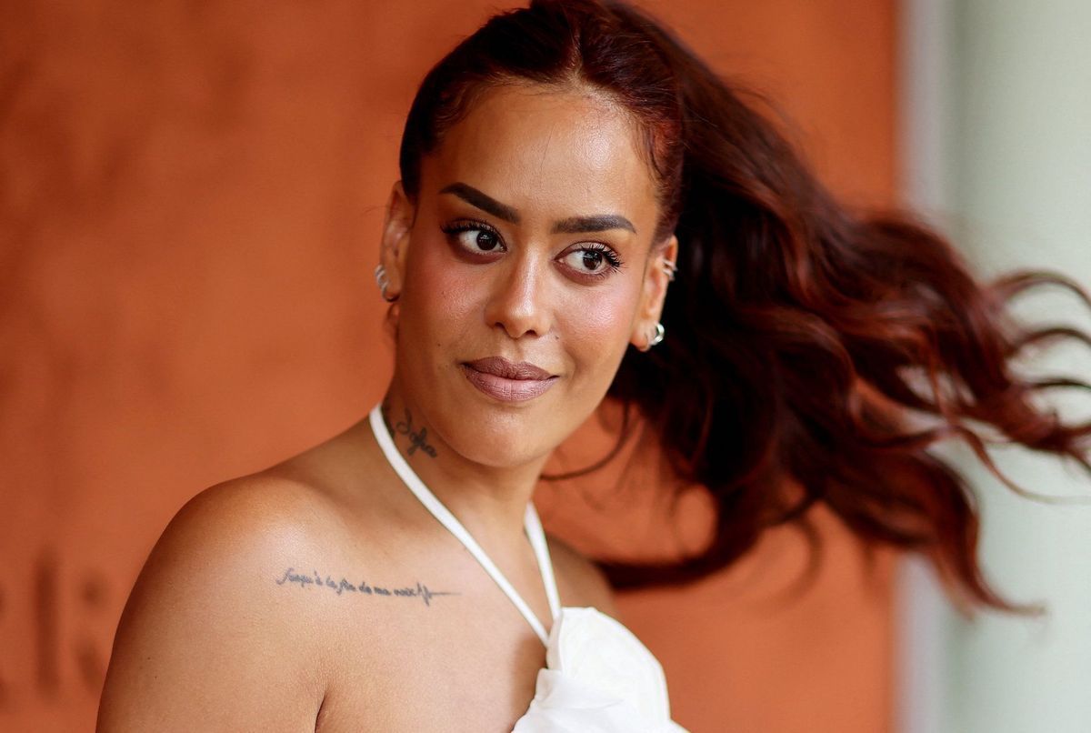 « Mon corps m’a lâché » : Amel Bent bouleversante face au drame qui a fait chavirer sa vie