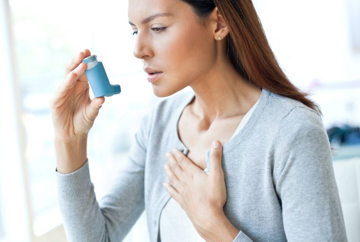 Pourquoi les femmes sont-elles plus touchées par l'asthme ? Réponse de notre experte