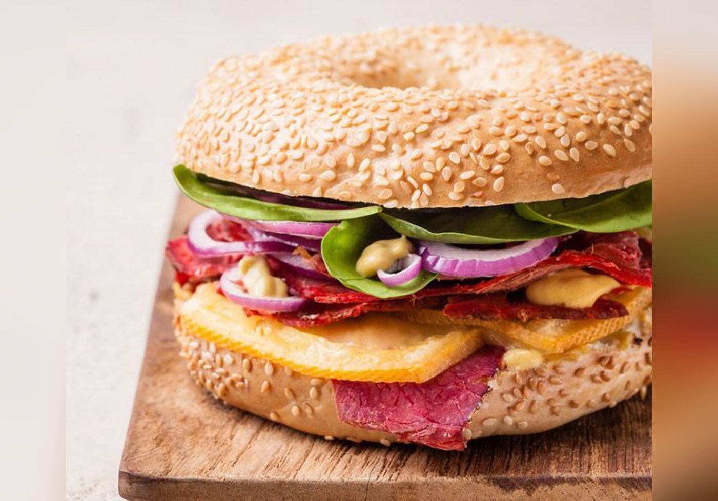 Bagel de New York à la raclette Recette Version Femina