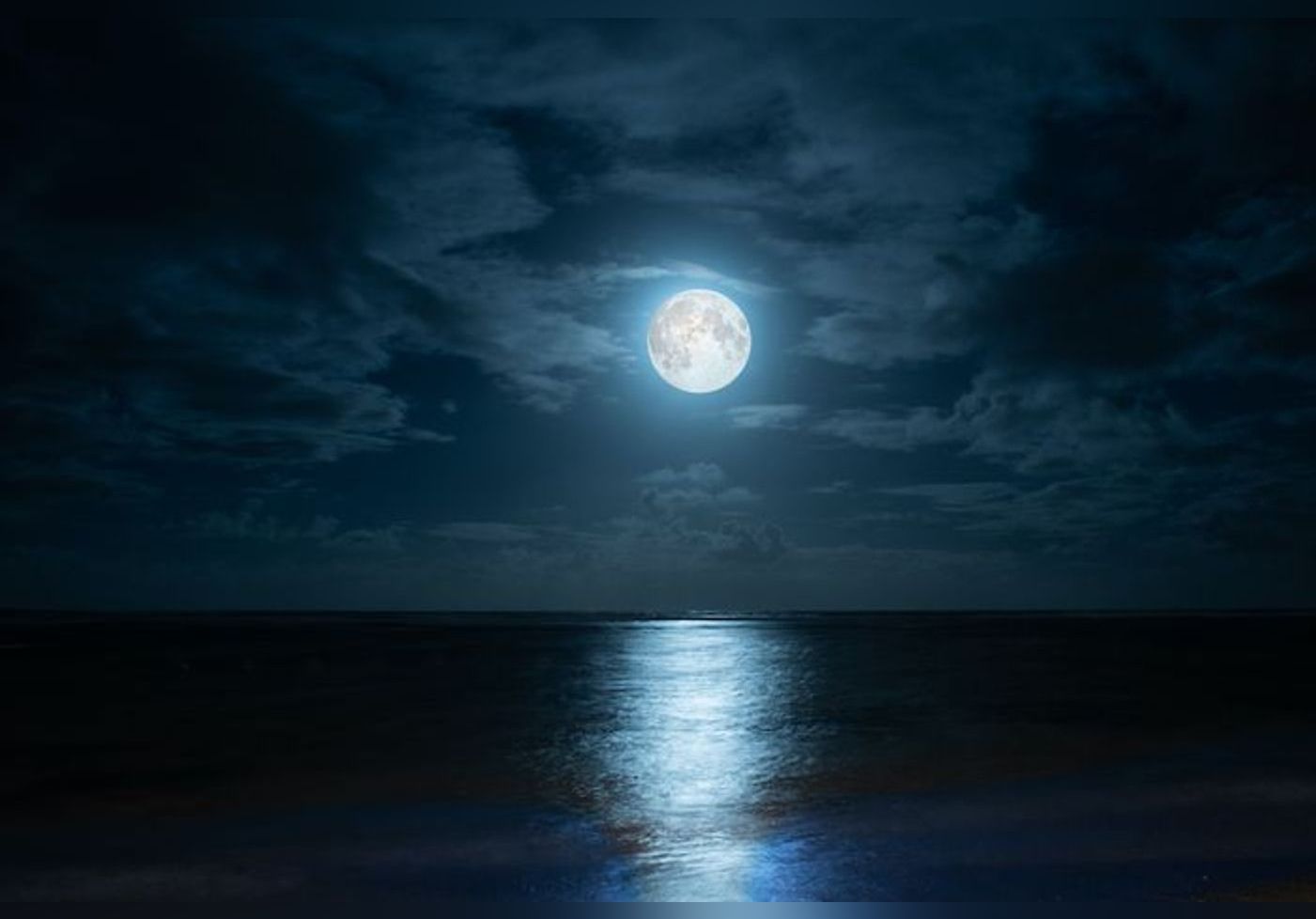 Lune Bleue La lune bleue : ce mystérieux événement qui aura lieu le même jour qu