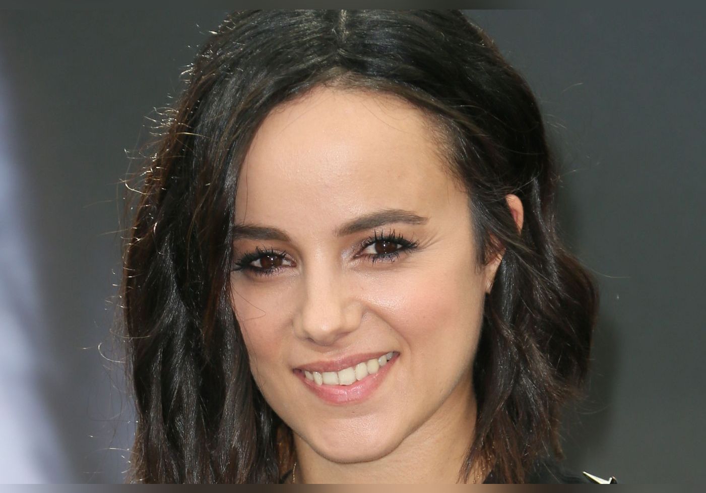 Aliz e Partage Une Nouvelle Photo De Sa Fille Pour Son Premier Anniversaire aliz-e-partage-une-nouvelle-photo-de-sa-fille-pour-son-premier-anniversaire