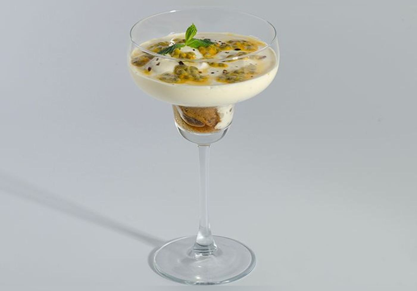 Tiramisu Fruit De La Passion Cyril Lignac