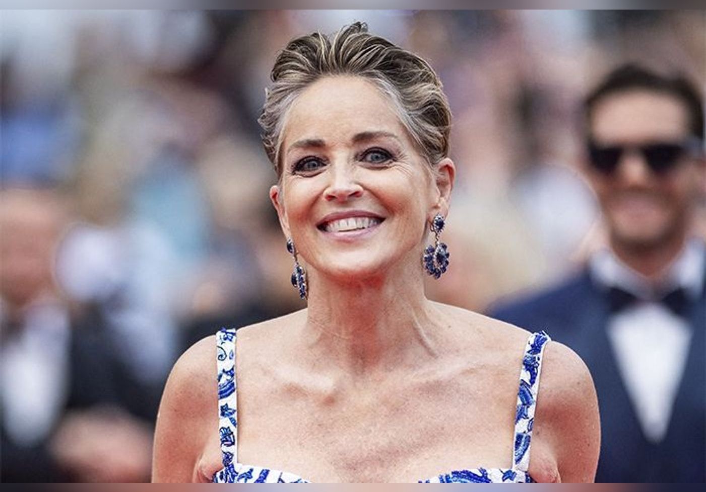 Sharon Stone : à 64 ans, elle dévoile son corps dans une somptueuse robe incrustée de cristaux au Festival de Cannes