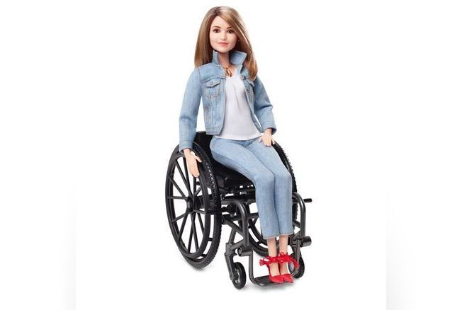 barbie fauteuil roulant