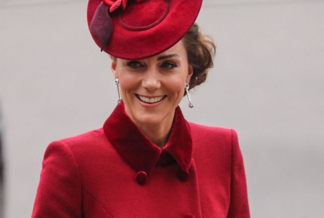 Kate Middleton adopte cette coloration des années 90 pour changer de couleur de cheveux en toute discrétion… On ne s’y attendait pas