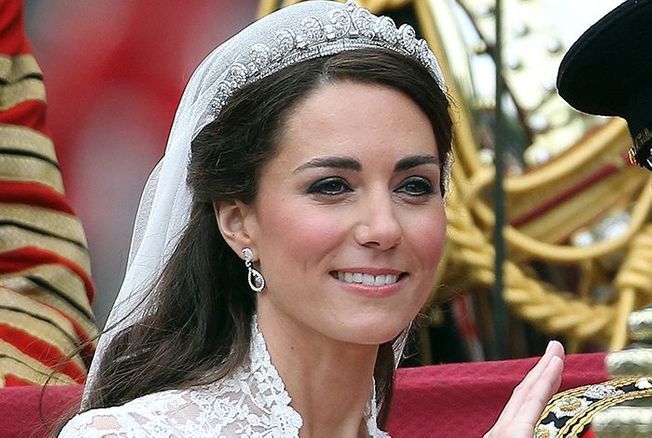 Kate Middleton reporte sa coiffure de mariée 10 ans après son mariage...Un clin d’œil au plus beau jour de sa vie