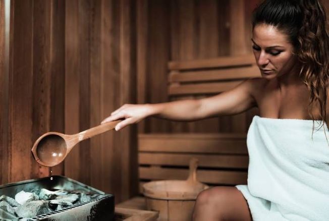 Sauna, hammam, bain à remous... les bienfaits de la chaleur sur le corps en hiver