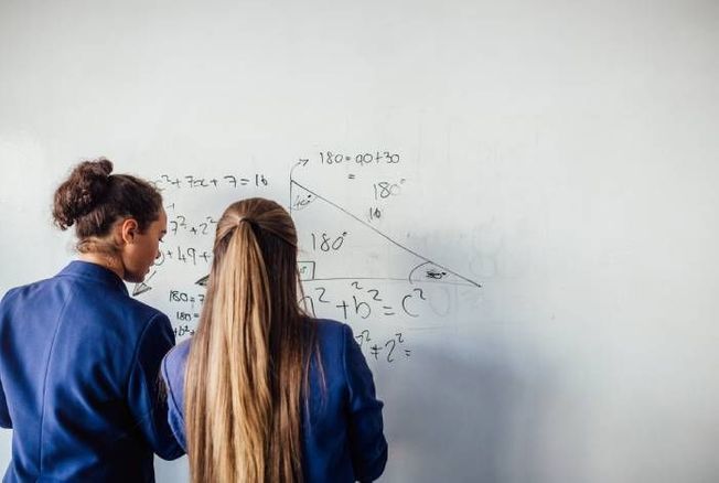 Près De La Moitié Des Filles Ont Déserté Les Maths à Cause De La Nouvelle Réforme Du Bac