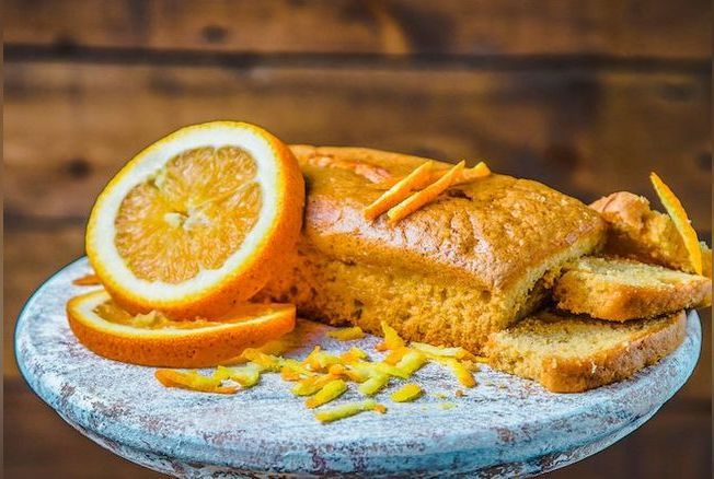 Cyril Lignac nous régale avec sa recette de gâteau à l’orange aussi simple que gourmande