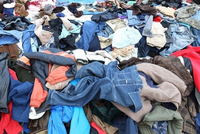 La Commission européenne s'attaque à la fast fashion et souhaite rendre les textiles recyclables