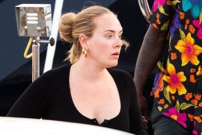 La chanteuse Adele a pos ses valises en Sardaigne pour des