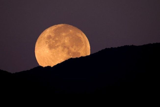 La super lune sera visible ce soir pour la dernière fois de l’année
