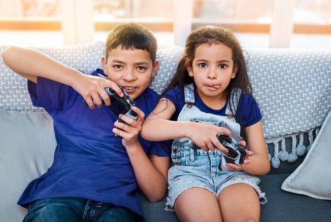 9 enfants sur 10 jouent aux jeux-vidéos - e-Enfance