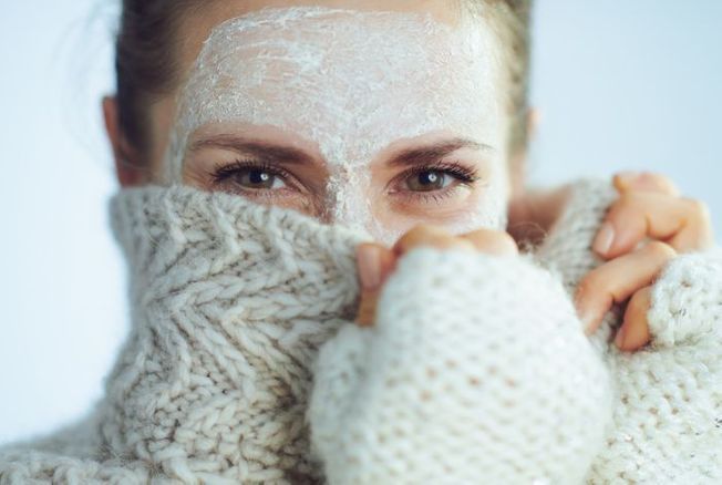 8 conseils faciles à adopter pour protéger sa peau du froid en hiver