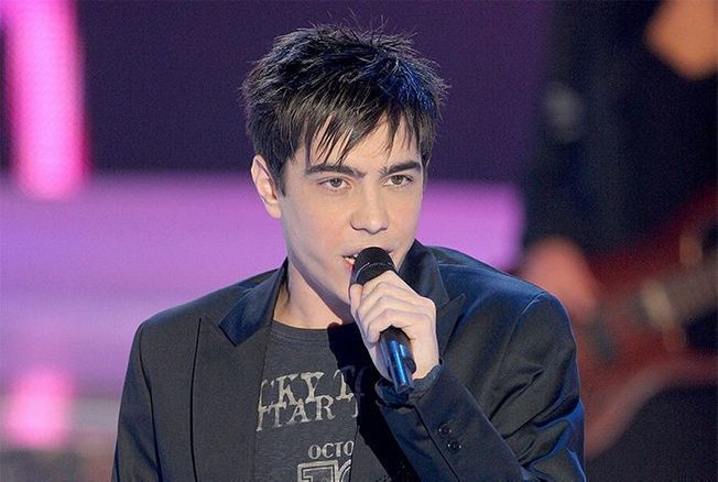 Grégory Lemarchal: cha mẹ ông tiết lộ và bày tỏ lòng kính trọng đối với ông... Ca sĩ rất khiêm tốn và