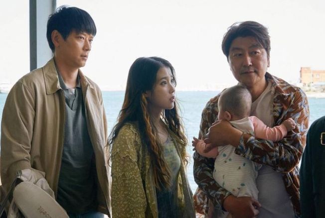 « Les Bonnes étoiles » : de quoi parle le nouveau drame de Kore-eda récompensé au Festival de Cannes 2022 ?