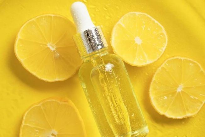 Riche en vitamine C, anti-inflammatoire, anti-oxydant : découvrez tous les bienfaits naturels du citron sur notre corps