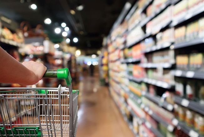Système U lance un panier anti-inflation de 150 produits à prix coûtant dans ses 1700 supermarchés : voici la liste des références concernées