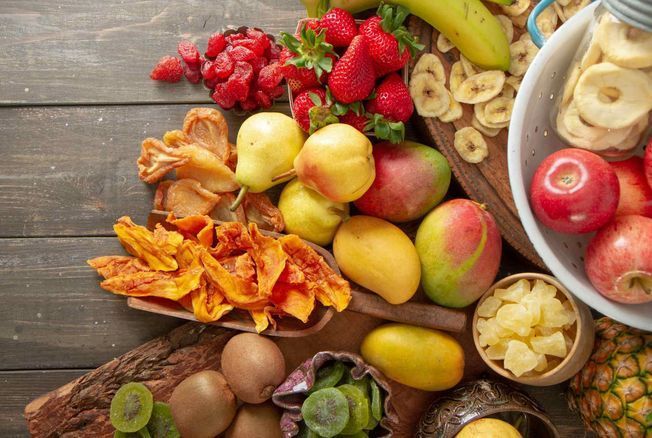 Les fruits séchés sont-ils tout aussi nutritifs que les fruits frais ? Une  diététicienne répond