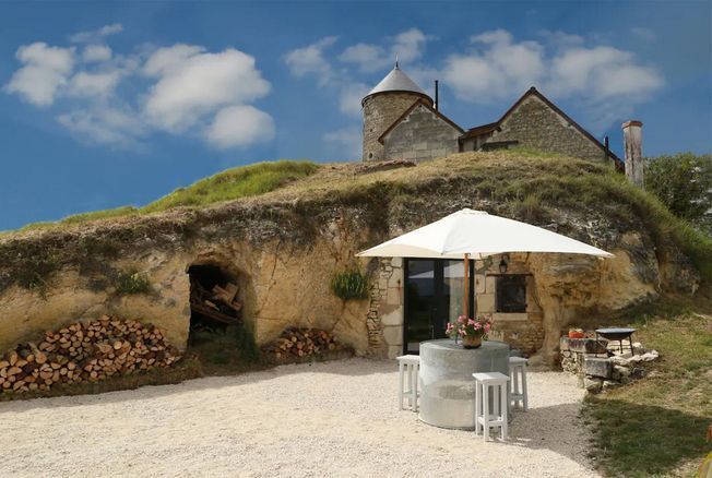 Logement Insolite : Ce Loft Dans Une Grotte Est L'un Des Hébergements ...