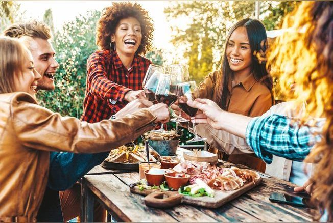 Flunch Traiteur : l’allié d’un apéro dînatoire réussi