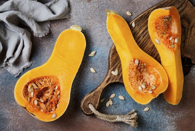 Courge butternut, pâte à crêpes et fromage : voici la tarte salée la plus réconfortante de l’automne