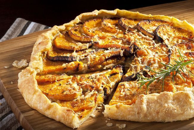 Potimarron et fromage : voici la tarte salée la plus réconfortante de l’automne