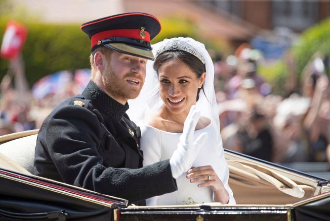 Meghan Markle et le prince Harry fêtent leurs noces de laine : sept ans d’amour en images inédites